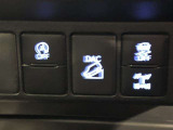 「DAC(ダウンヒルアシストコントロール)」急な下り坂を一定の低速度で走行することができます。 車速が30km/h以下でブレーキペダルとアクセルペダルを操作してない時に使用できます