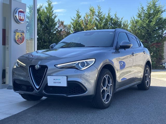 ステルヴィオ 2.0 ターボ Q4 スポーツパッケージ 4WD 