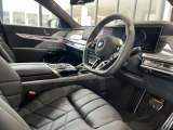 ≪駆け抜ける歓び≫ ≪Freude am Fahren≫