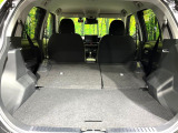 普段のお買い物や通勤、送迎等に十分な荷室スペースを確保しております。セカンドシートを倒すと、大きな荷物の積載も可能です♪