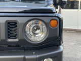 LEDヘッドランプ。LEDのため、明るく、夜間の視認性が良いです。また省電力により、長寿命です。