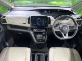セレナ 1.2 e-POWER ハイウェイスターV 