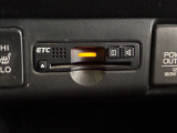 【ETC】便利なETC車載器も装備!高速道路の料金所もスムーズに通過できます。今や必須の装備ですね!お客様用にセットアップをしてのお渡しとなります!