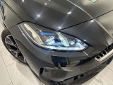 また、BMW正規認定中古車は、エマージェンシーサービスが自動付帯。24時間365日、皆様のカーライフをサポート致します。確かな安心のうえで、「駆けぬける歓び」をご堪能ください。