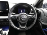 各操作スイッチなどもハンドルから手を放すことなく操作可能で安全運転に支援いたします!