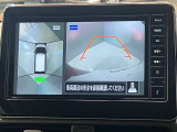 【アラウンドビューモニター】車を上から見下ろしているかのような映像で周囲の状況がひと目で確認、狭い駐車場に駐車するときも安心です♪