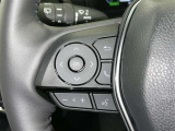 ステアリングスイッチ装備!運転しながら手元でオーディオの操作などができます。