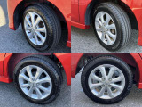 155/65R14 純正アルミホイール装着。タイヤはまだまだ使えます。