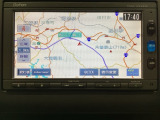 ナビゲーションはフルセグTV対応のGathers純正メモリーナビを搭載しています。Bluetoothオーディオ機能がありますので、スマートフォンなどの音楽も再生できます。