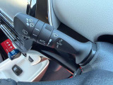 お車のフォグランプは、濃霧が発生し運転が困難に感じる際に使う補助灯としての役割があり運転をサポートしてくれます♪