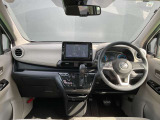 一体感のある運転席周り♪快適なドライブをお楽しみください&cap;( &acute;&forall;`)&cap;
