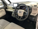 分かりやすく操作しやすい運転席まわりです☆