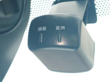 ドライブレコーダー装備です!もしもの時やあおり運転など、映像記録は証拠になるのであると安心ですね!