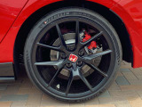 タイヤサイズ 265/30R19