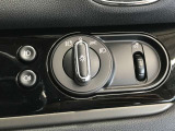 グループ会社ではアウディ、フォルクスワーゲン、BMW、MINI、の正規ディーラーを営んでおります。