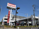 新車サービス工場併設の大型店です。購入後のメンテナンスもお任せください!
