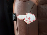 サイドカーテンエアバックは側面衝突時、運転席・助手席のサイドに配置されたエアバックが膨らみ乗員を保護します。前から横から守られるので安心です。
