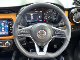 【純正革巻きステアリング】上質な革を使用することで、手にしっかり馴染みとても運転しやすいハンドルです♪