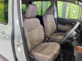 ドライバーによって運転しやすいポジションは異なり、あの車はどうなのか不安なこともありますよね。気になるお車は店頭で乗り込んでご確認いただけます♪