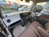 初心者の方でも安心して運転していただける視野の広さとなっております。