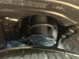 お車を安心してお乗りいただく為には、足回りの定期点検が欠かせません。サービスサポート(有償保証)では無料点検もご提供しており、安心のカーライフをお過ごしいただけるサポート体制が整っています。