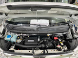 当社は自社認証整備工場も完備しており、納車前整備や一般車検・点検など、お客様が安心して長くお使い頂ける様にメンテナンス面に対して細かく整備しております。ご納車もご安心下さい