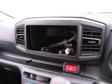 カップホルダーは運転席や助手席からちょうど手の届く位置です!!