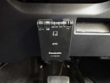 ETC車載器付きです。高速道路の料金所もスムーズに通過できます。※別途セットアップ費用が必要となります。
