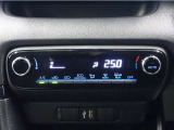 オートエアコンで夏も冬も快適な車内空間を。
