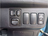車両入庫時には外装磨きと内装クリーニングを実施しております。納車前にも実施いたしますので、綺麗に快適にお乗りいただけます。