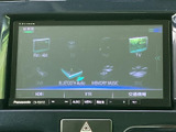 ラジオやテレビ、Bluetooth Audioなど、複数のメディアを選べるメニュー画面です。使いたい音源を画面から選びやすく、移動中の音楽やラジオ利用にも便利です。