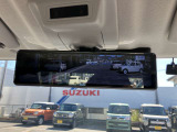 オプション装着の★デジタルミラー型ドラレコ(DVR-MIRO12)★車両後方のカメラで捉えた映像をルームミラーに表示!画角がワイドで後席に人を乗せても視界が遮られません!後方の安全確認がしやすくなります!