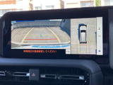 後方確認をサポートし、安全な運転を支援します。狭い道や駐車場での取り回しも楽々。運転初心者の方や、運転に自信のない方にもおすすめです。