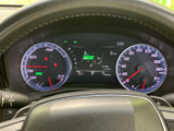 視認性の高いメーター類で、運転に必要な情報を的確に把握できます。洗練されたデザインも魅力で、運転するたびに気分を高めます。