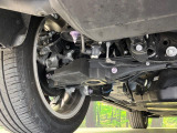 お車を安心してお乗りいただく為には、足回りの定期点検が欠かせません。サービスサポート(有償保証)では無料点検もご提供しており、安心のカーライフをお過ごしいただけるサポート体制が整っています。