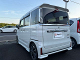 ☆お車についた傷やヘコミ、事故の修理もハヤシにお任せください。自社鈑金工場で修理ができますの安心です☆