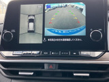 駐車時の安全性を高める機能が搭載されています。狭い場所でも安心して駐車できます。