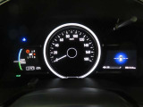 見やすいメーターパネルで安全運転のお役に立ちます!!