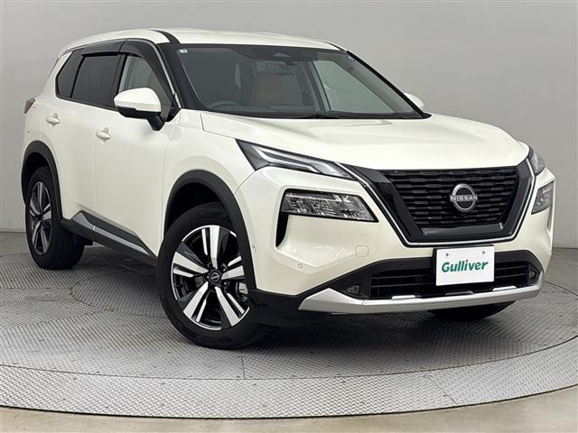 エクストレイル 1.5 G e-4ORCE 4WD 4WD 本革シート