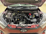 トヨタ中古車「まるごとクリーニング」施工済。エンジンルームを専用洗剤で洗浄!高圧&スチーム洗浄も行います。樹脂部分も艶出し剤でピカピカです☆☆