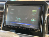 FM・AMやCD、USB、Bluetooth Audioなど、複数の音源を画面から選べます。使いたいメニューを視覚的に確認しやすく、好みに合わせた音楽再生に便利です。