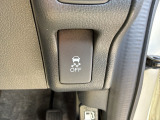 横滑りを抑制し車の姿勢の安定を図るVSA機能を搭載。