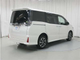 ヴォクシー 2.0 ZS 煌III 4WD 