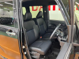 運転席広々