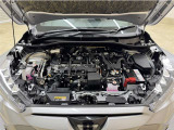 トヨタ中古車「まるごとクリーニング」施工済。エンジンルームを専用洗剤で洗浄!高圧&スチーム洗浄も行います。樹脂部分も艶出し剤でピカピカです☆☆