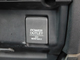 12V180Wまでの電源に使えますのでパソコンを持ち出し気分転換に外出先でリモートワークもできます。