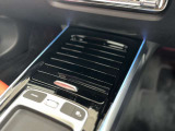 当社専門スタッフによる車のクリーニング済車です。シートやカーペットも除菌、抗菌加工済みです。