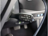 高いホールド性で運転姿勢が安定します。長距離ドライブでも疲れにくいのが魅力です。快適なドライビングライフをお送りください♪