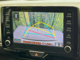 【バックカメラ】駐車時に後方がリアルタイム映像で確認できます。大型商業施設や立体駐車場での駐車時や、夜間のバック時に大活躍!運転スキルに関わらず、今や必須となった装備のひとつです!