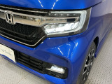 【LEDヘッドライト】ディスチャージヘッドライト(HID)と同等の明るさで、夜道や雨天走行が明るく視界良好!! フォグライトも装備で、安心感さらにUPです♪安心ドライブを楽しんで下さい♪